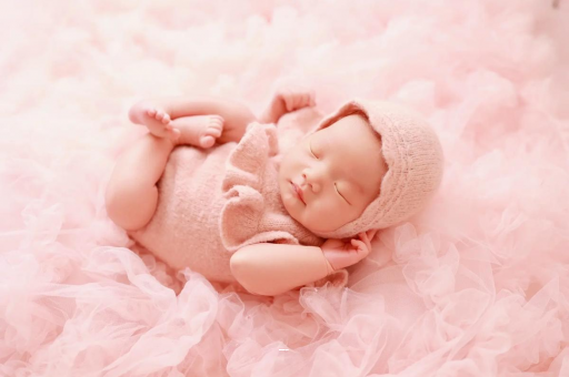 江阴宝宝吃手是饿了吗 江阴宝宝吃手是饿了吗